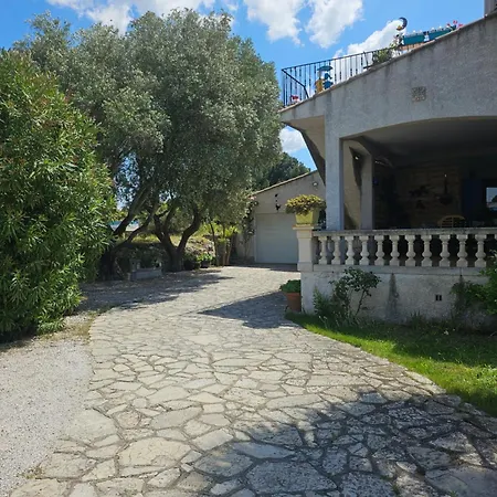 Holiday home Belle