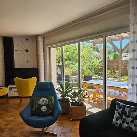 Holiday home Belle *