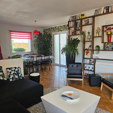 Belle Holiday home Lespignan